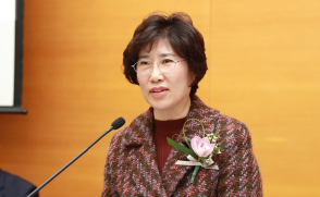 "사랑 나누는 삶 살겠다" 고명숙 간호대학장 정년퇴임