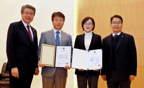 교무처 최성혜·이창선 과장, 부총리 겸 교육부장관 표창