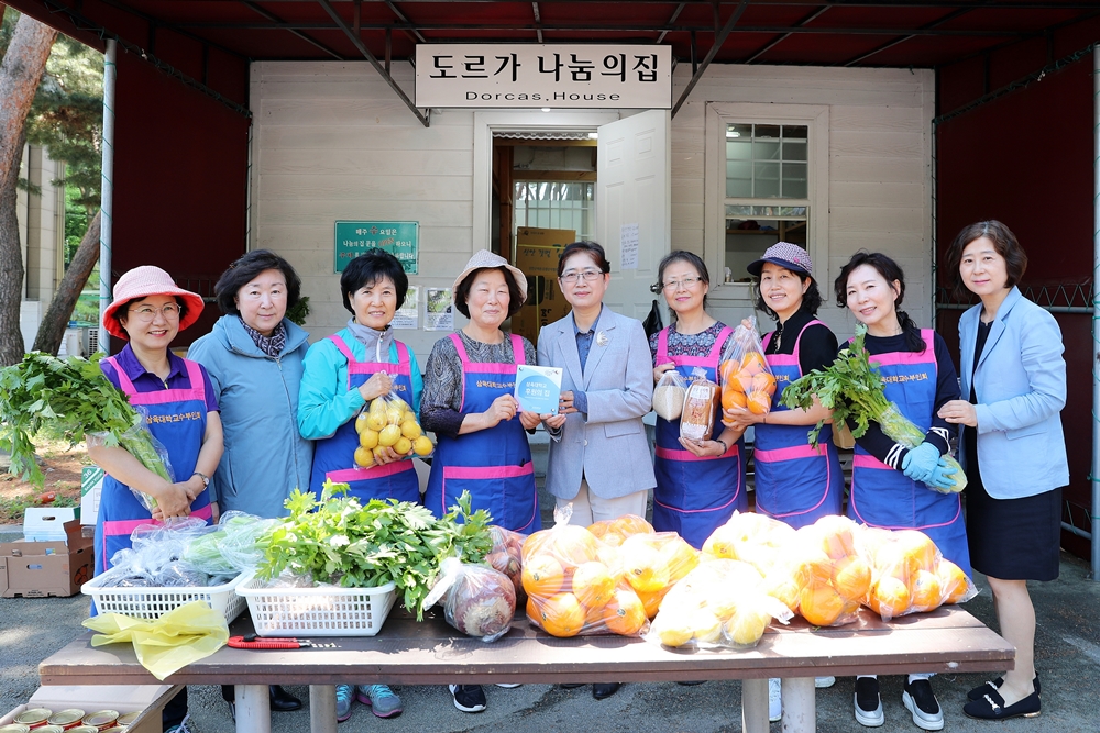후원의 집 1호점 탄생…후문 ‘라비다커피’ – 음악학과