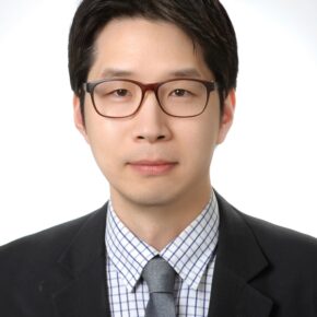 노동욱 교수