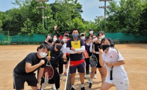 테니스 1박2일…임지헌 교수 ‘헬스 앤 스테이’ 운영