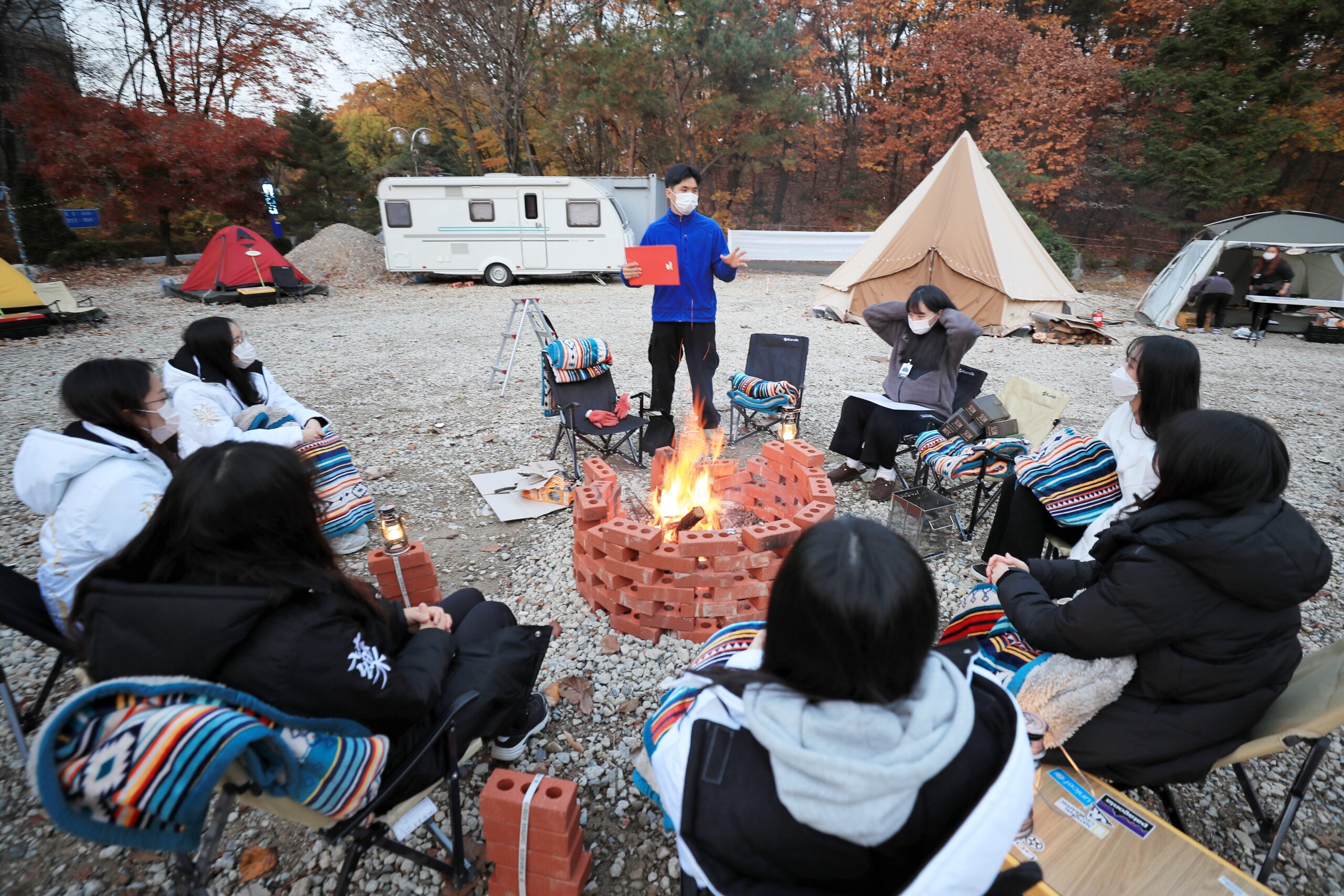 나와 더 가까워지는 시간…감성캠핑 ‘HOPE CAMP’ – 아트앤디자인학과