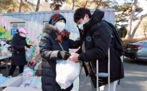 [삼육동사진관] "추위에 떠는 외국인 유학생 없도록"