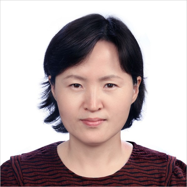 연구소장 김희진