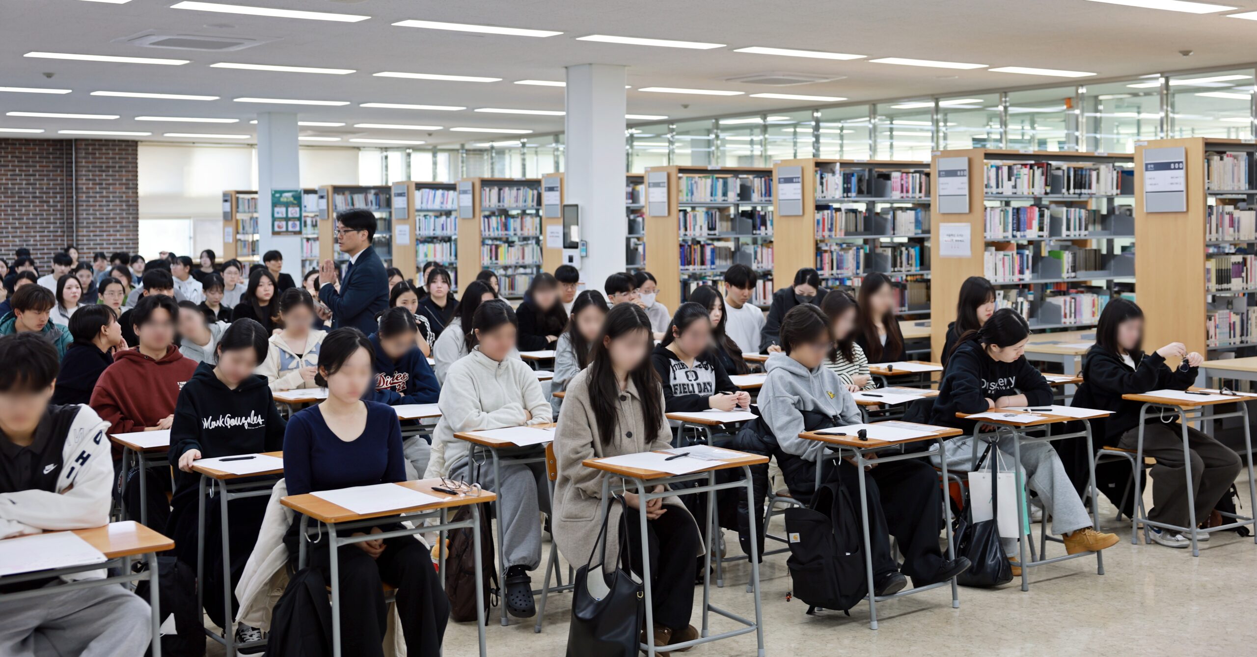 경쟁률 '51.70대 1'… 수시모집 논술고사 현장