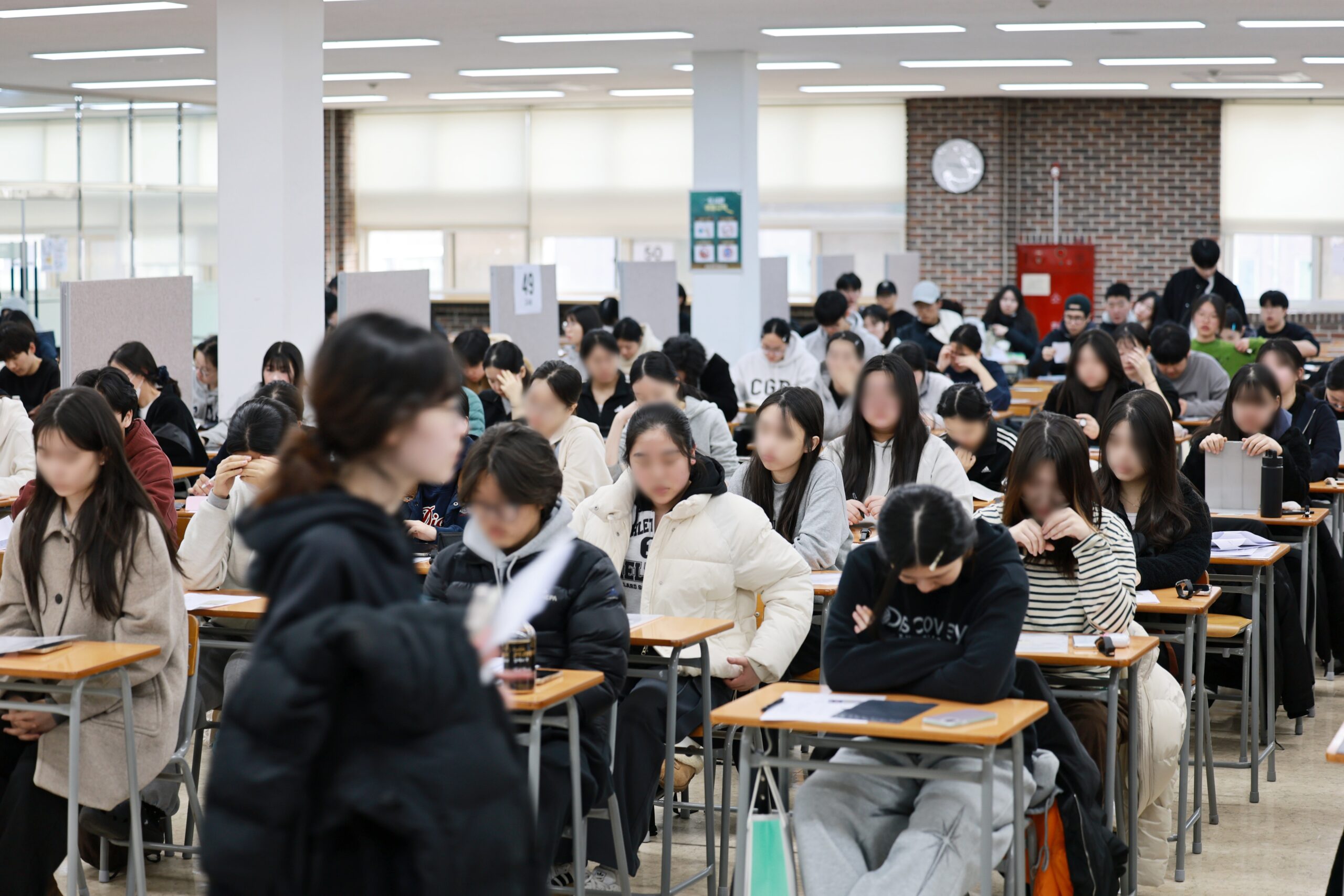 경쟁률 '51.70대 1'… 수시모집 논술고사 현장