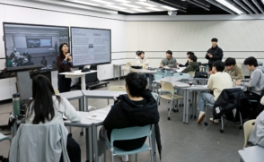 두 강의실 잇는 '하이플렉스 수업' 고도화