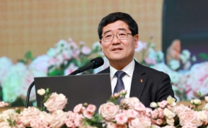이사장 남수명 목사 초청 '교직원 영성축제' 열어