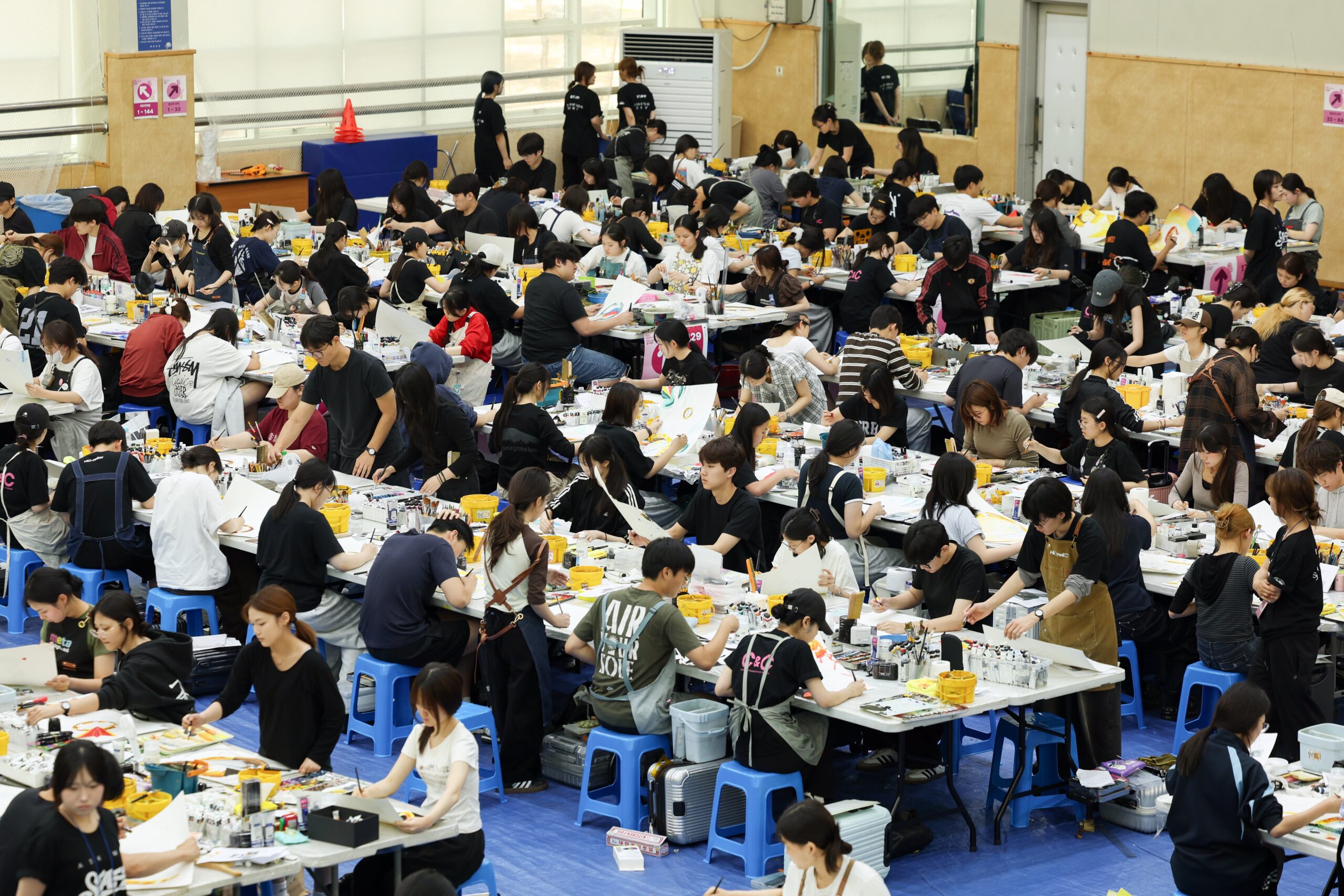 갈고 닦은 미술 실력 뽐내는 고교생들